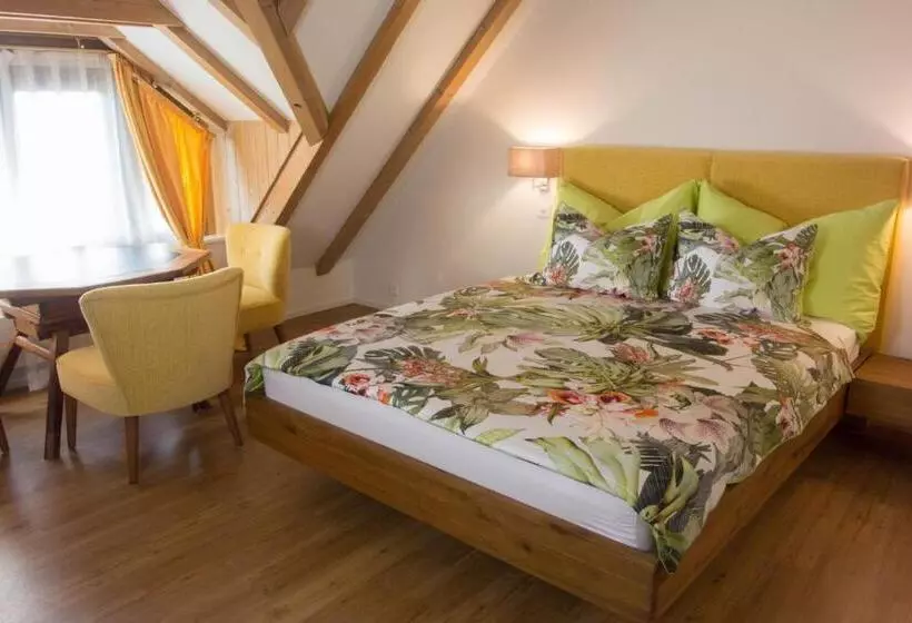Deluxe Suite, & Restaurant Hasenstrick