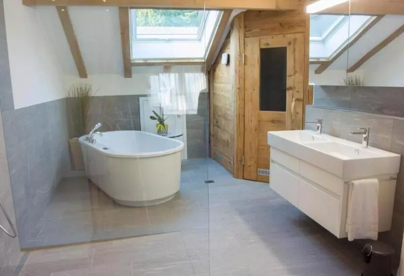Deluxe Suite, & Restaurant Hasenstrick
