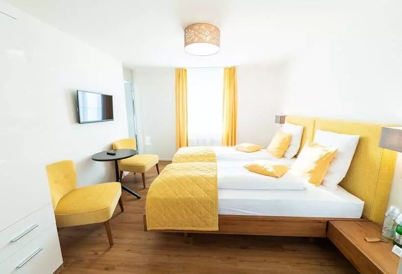 Standard Room, & Restaurant Hasenstrick