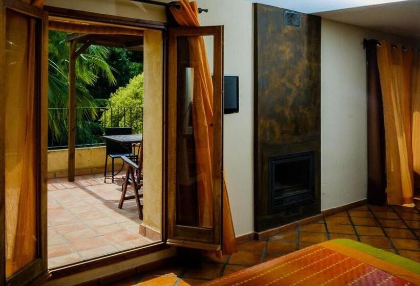 חדר סופריור עם טרסה, Masía Durbá