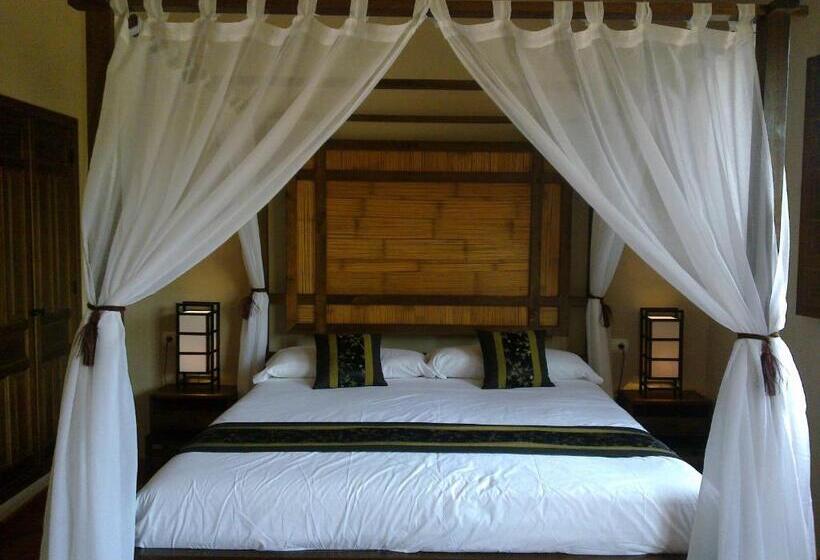 סוויטת ג'וניור, Masía Durbá