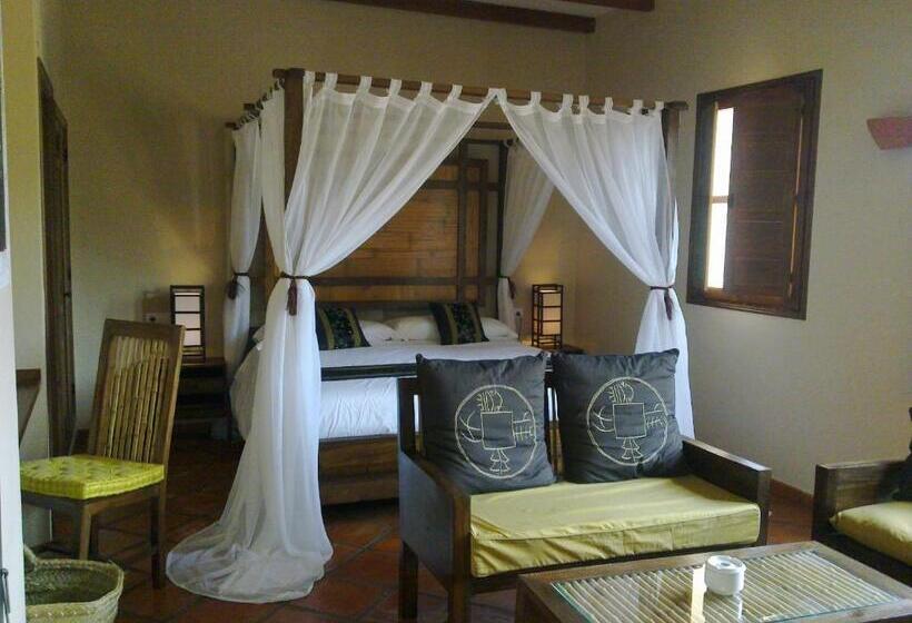 סוויטת ג'וניור, Masía Durbá