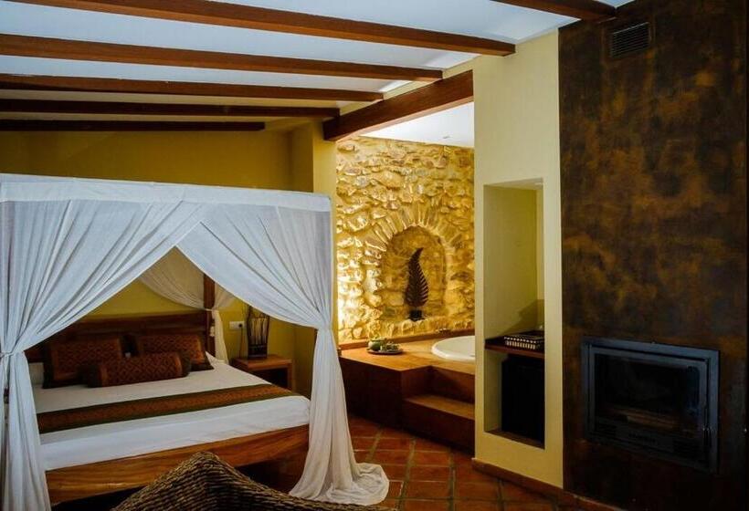 מיטת קינג בסוויטה, Masía Durbá