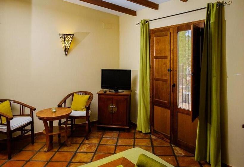 חדר סטנדרט מותאם לאדם עם מוגבלויות, Masía Durbá