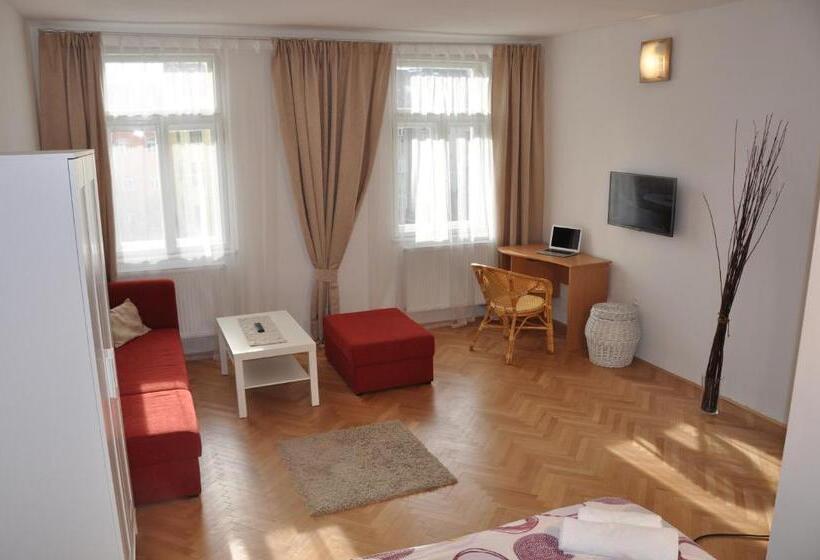 带2个卧室的高级公寓, Penzion U Vlka