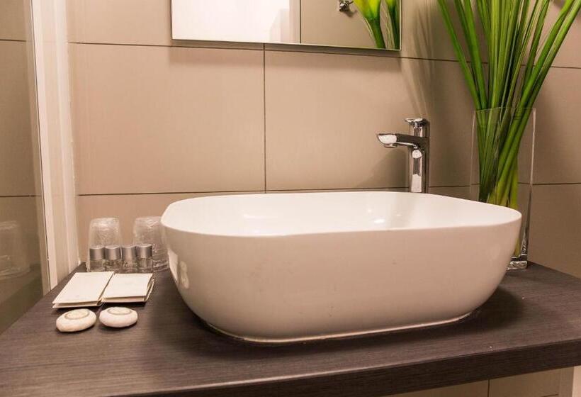 Номер Стандарт Вид на Парк, Plaza