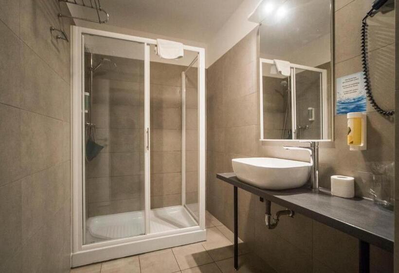 Номер Стандарт Вид на Море, Plaza