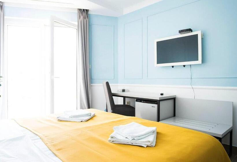 Номер Стандарт, Plaza