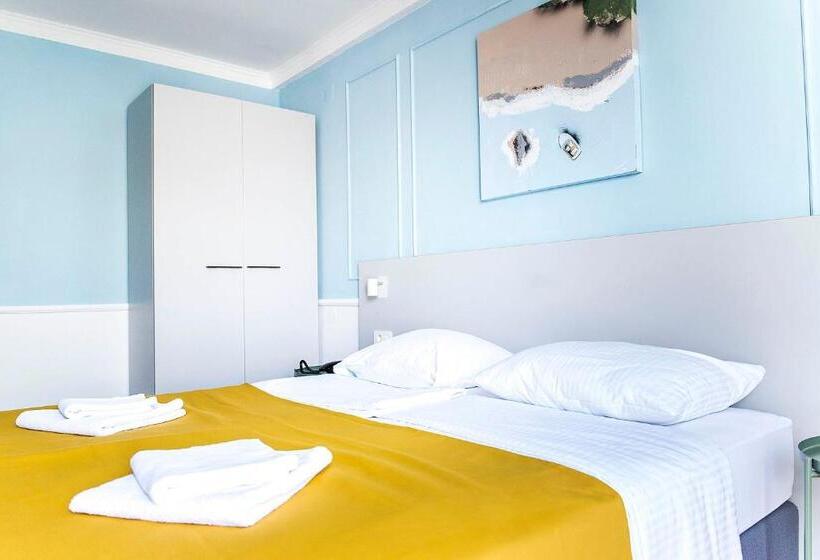 Номер Стандарт, Plaza