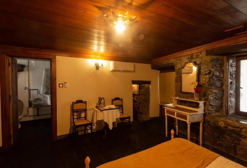 身障者適用スタンダードルーム, Quintal De Alem Do Ribeiro Turismo Rural