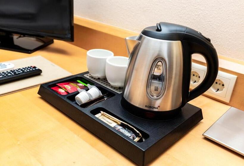 חדר משפחתי, Urdlwirt   Hotel & Restaurant