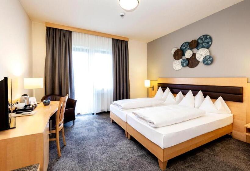 标准间带阳台, Urdlwirt Hotel & Restaurant