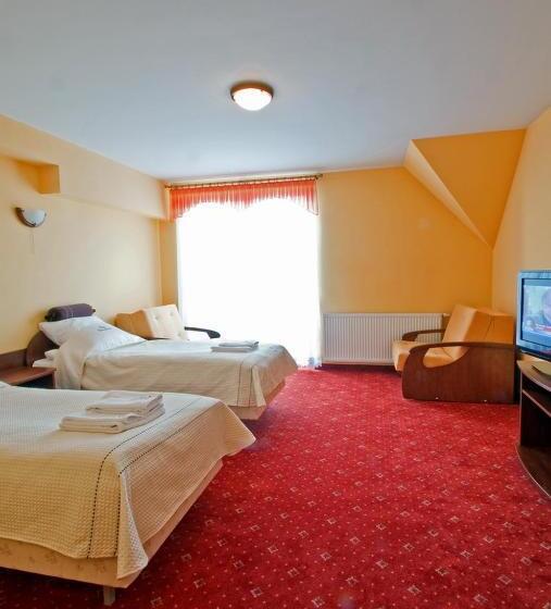 غرفة قياسية فردية, Skalny Dworek