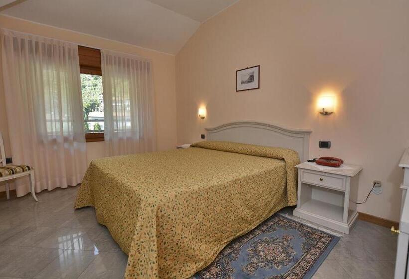 חדר סטנדרט, Sole