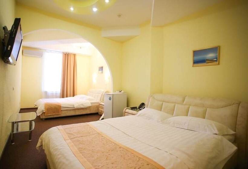 غرفة سوبيريور, Sonata