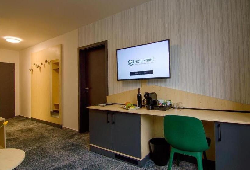 带阳台的三人标准间, Srni