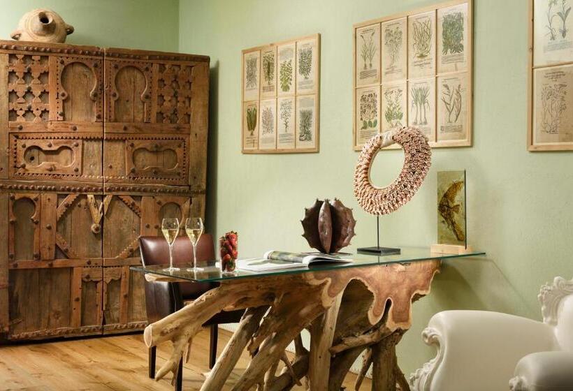 Полулюкс, Tenuta Le Cave