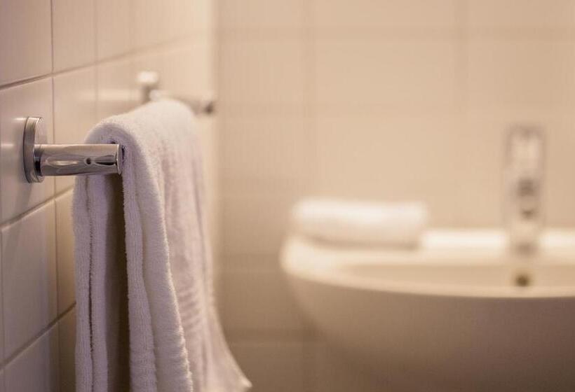 Номер Стандарт Индивидуальный Совместная Ванная, Und Restaurant Zum Hirschen