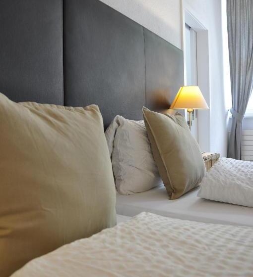 Семейный Номер, Und Restaurant Zum Hirschen