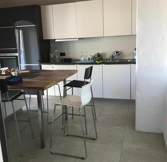 Апартаменты 2 Спальни, Und Restaurant Zum Hirschen