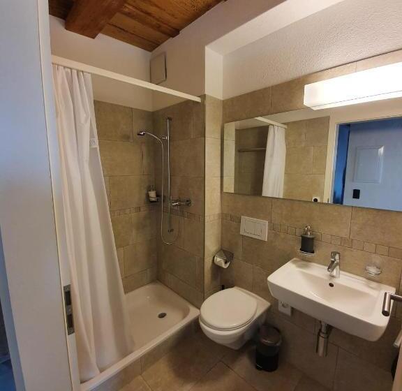 Апартаменты 2 Спальни, Und Restaurant Zum Hirschen