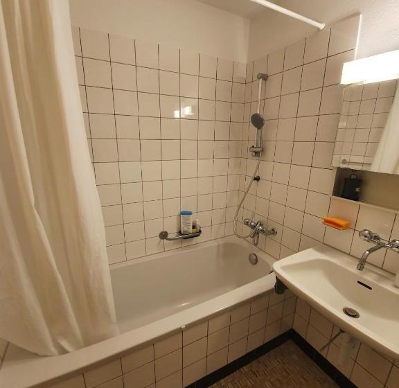 Апартаменты 2 Спальни, Und Restaurant Zum Hirschen