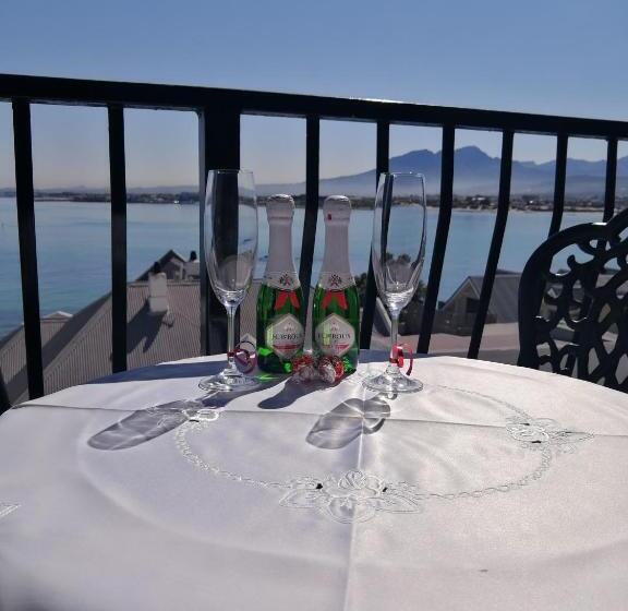 غرفة قياسية مطلّة علي البحر, Berg En Zee Guesthouse