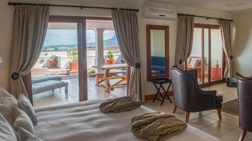 جناح دور أخير, Berg En Zee Guesthouse