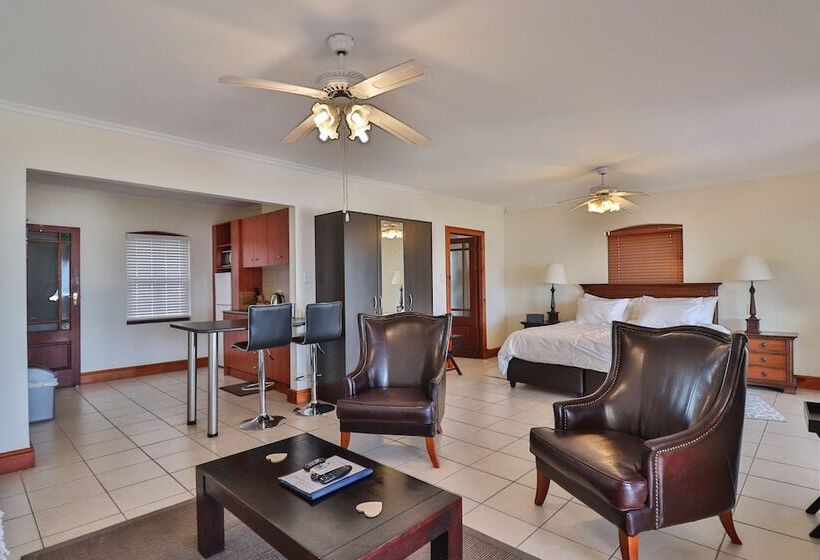 جناح دور أخير, Berg En Zee Guesthouse