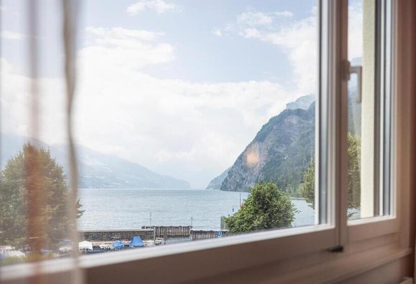 غرفة قياسية ثلاثية, Seehof Superior