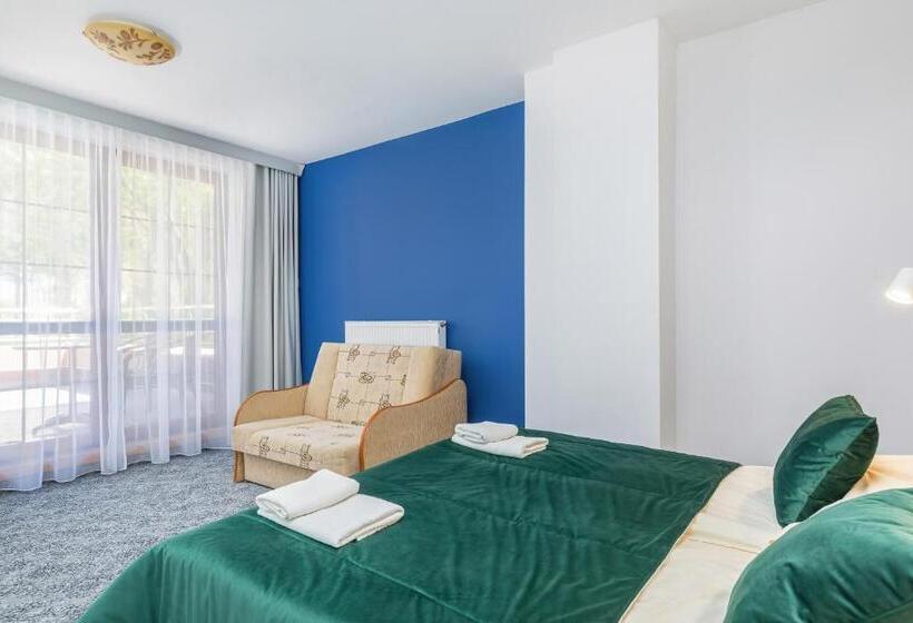 1ベッドルームアパートメント, Willa Florek