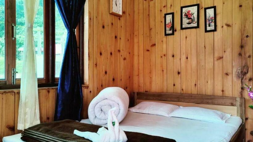 غرفة كلاسيكية ثلاثية, Oyo 88442 Esti Kutum Home Stay