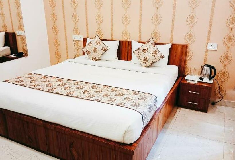 デラックスルーム, Parkstone