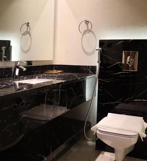 سوئیت با تخت بزرگ, Rio Hotel Olaya