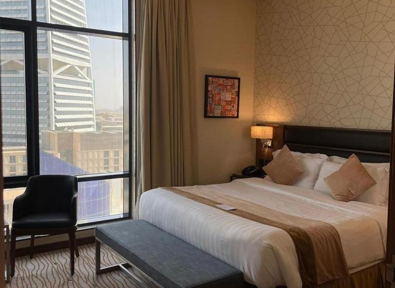 Deluxe Suite King Bed, Rio Hotel Olaya