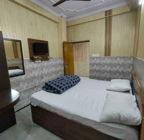 اتاق کلاسیک سه تخته, Oyo 87926  New Imperial