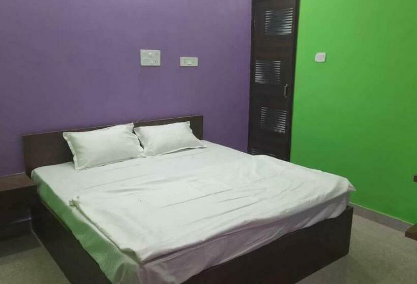 トリプルクラシックルーム, Oyo 87951  King Plaza