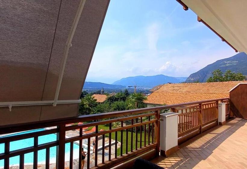 דירה בת חדר שינה 1 עם מרפסת, Garni Grüner Baum