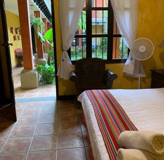 اتاق سوپریور, Casona Del Conquistador