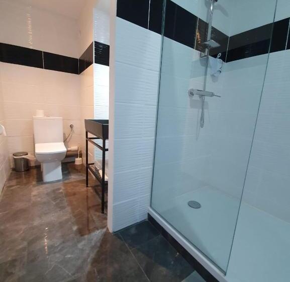 סוויטה עם מרפסת, Hôtel Parc Les Cigognes   Albé