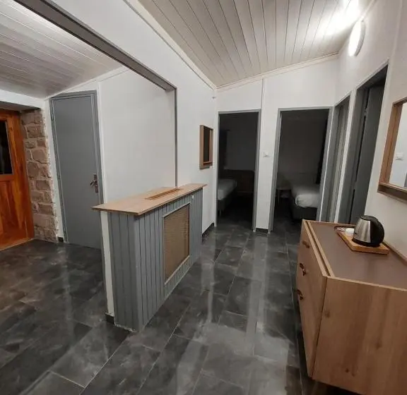 テラス付スイート, Hôtel Parc Les Cigognes   Albé