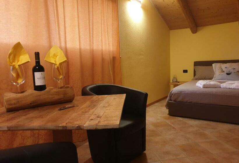 חדר דלוקס, Chalet Chapeau B&b