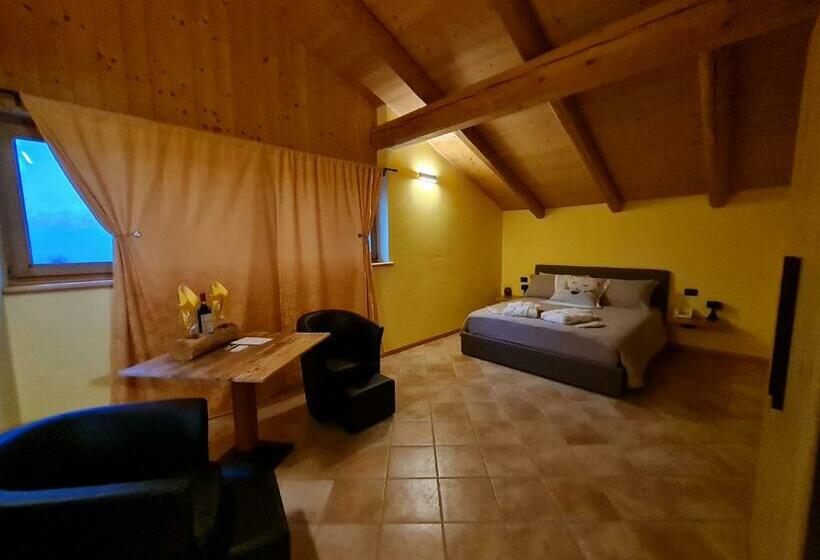 חדר דלוקס, Chalet Chapeau B&b