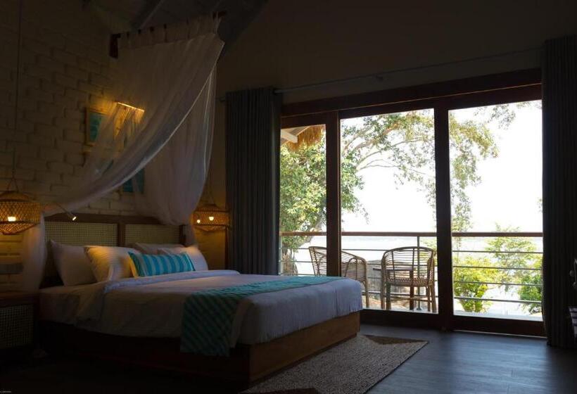 Номер Стандарт с Балконом, Oruwa Boutique Villas