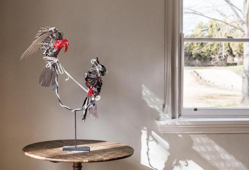 Дом 1 Спальня, Mona Farm