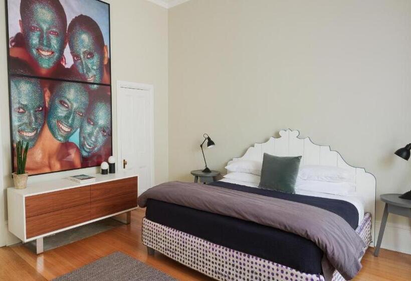 Дом 1 Спальня, Mona Farm