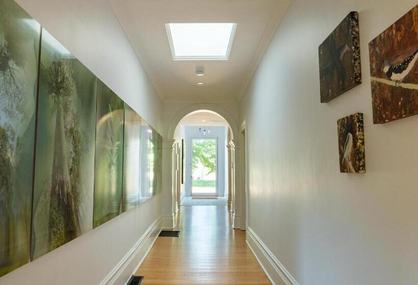 Дом 1 Спальня, Mona Farm