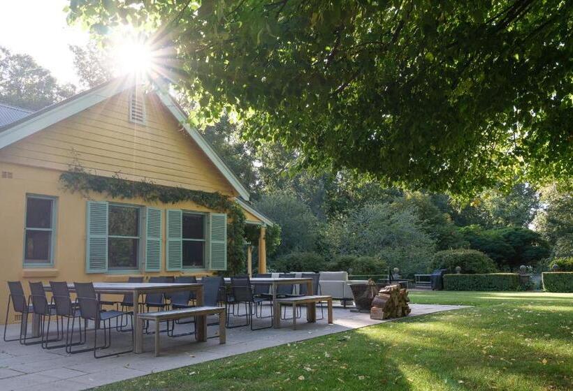 Дом 1 Спальня, Mona Farm