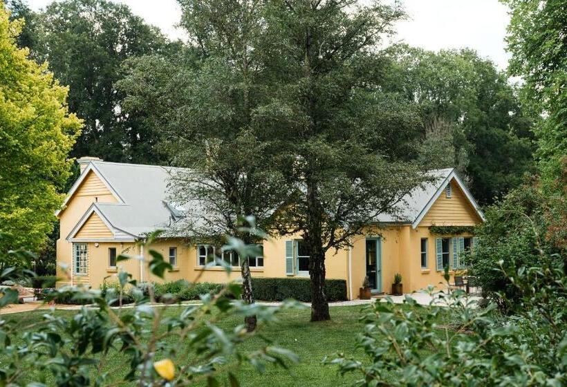 Дом 1 Спальня, Mona Farm