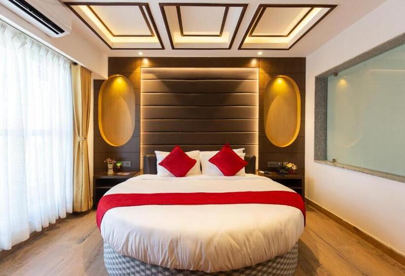 سوئیت پرزیدنت, Mourya